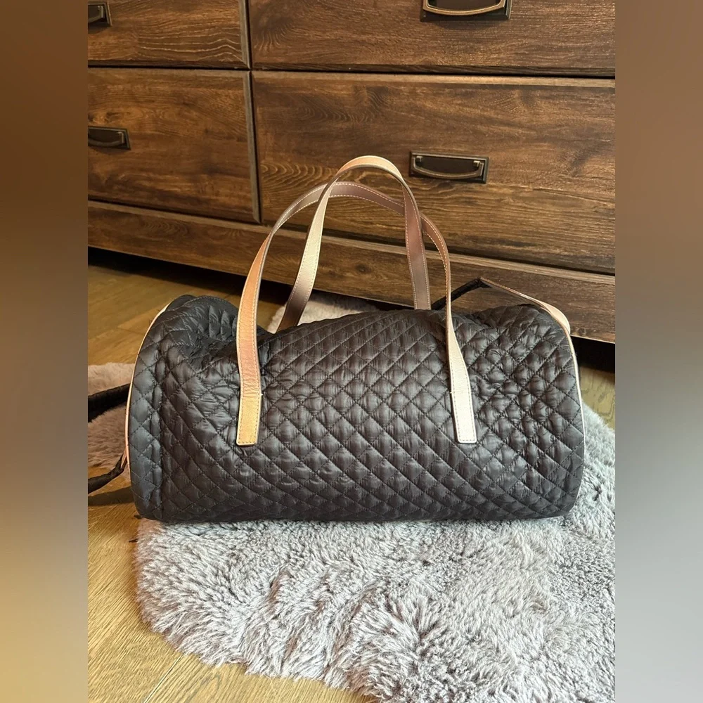 Archer Brighton Lightweight Quilted Duffel Bag In Black/Dusty Rose